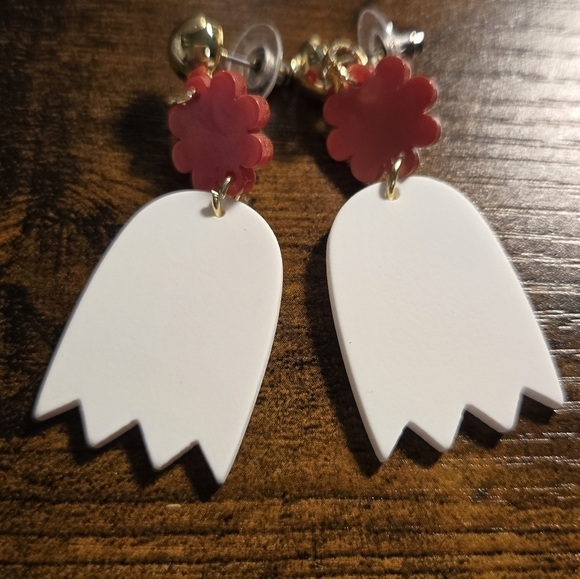 3/$15 Halloween Ghost Earrings - Picture 3 of 4